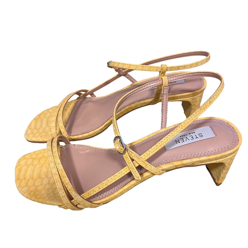 NEW Steven New York Oceana Yellow Snake Embossed Sz 8 Strappy Heeled Sandal